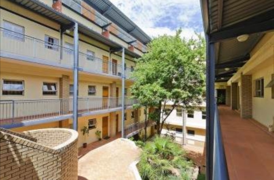 1 Bedroom Property for Sale in Ferndale Gauteng