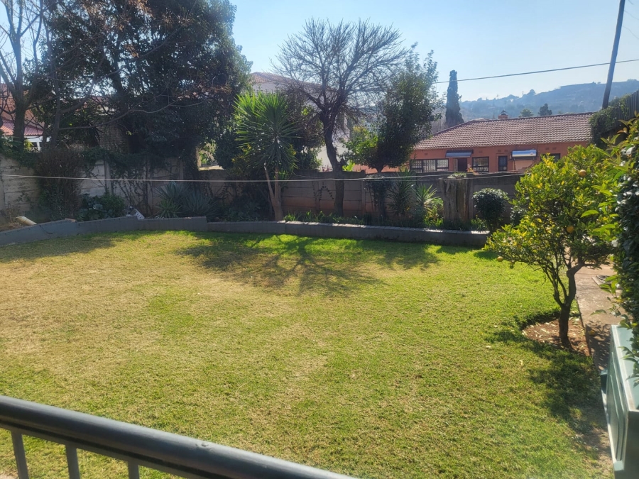 5 Bedroom Property for Sale in Mondeor Gauteng