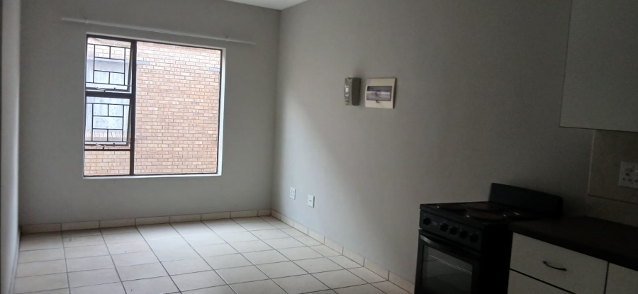 To Let 1 Bedroom Property for Rent in Vanderbijlpark CW 5 Gauteng