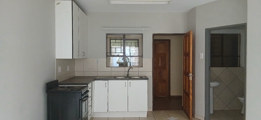 To Let 1 Bedroom Property for Rent in Vanderbijlpark CW 5 Gauteng