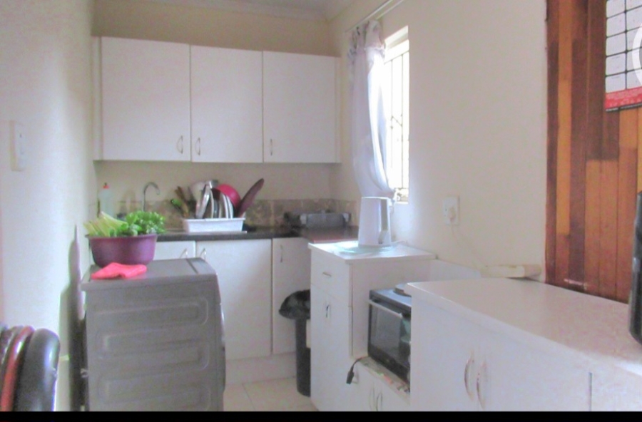 3 Bedroom Property for Sale in Windmill Park Gauteng