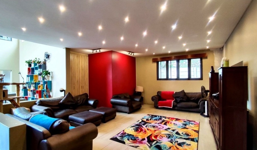 5 Bedroom Property for Sale in Randhart Gauteng