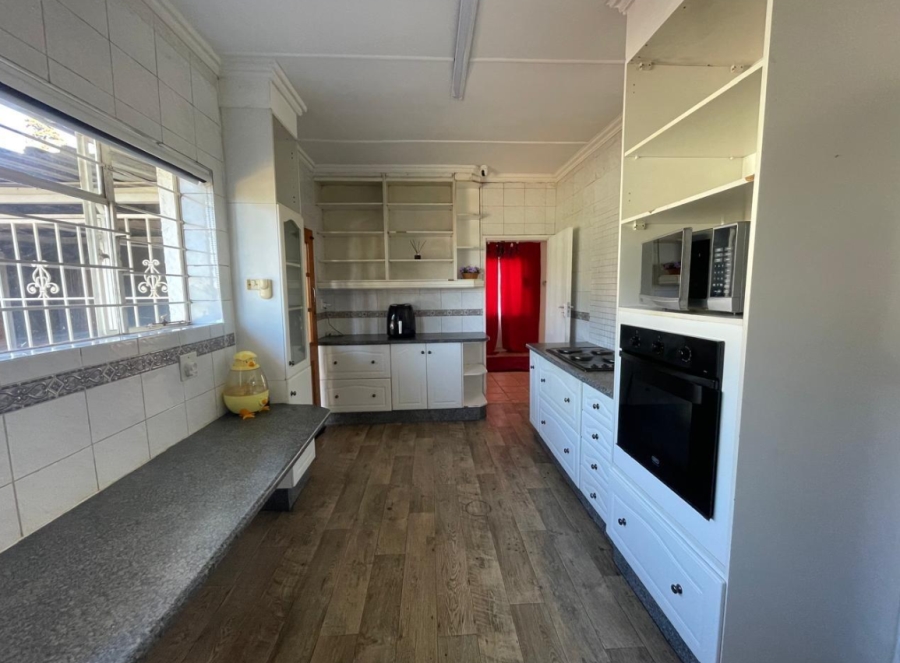5 Bedroom Property for Sale in Edendale Gauteng