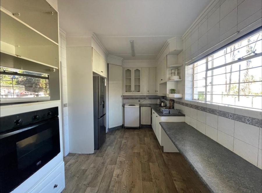 5 Bedroom Property for Sale in Edendale Gauteng