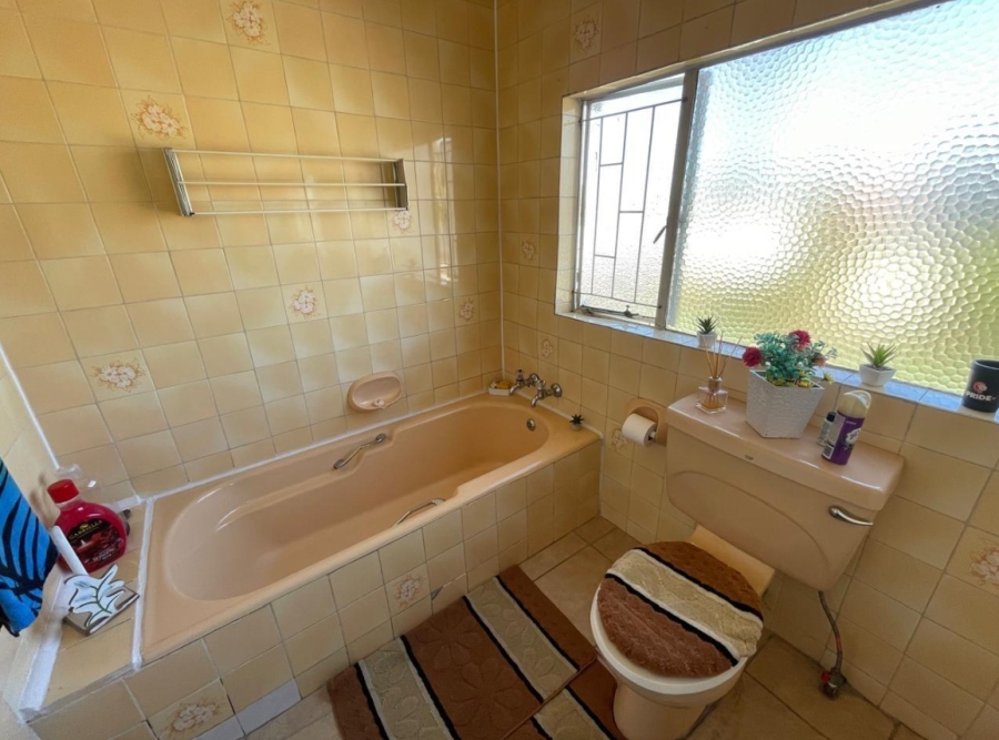 5 Bedroom Property for Sale in Edendale Gauteng