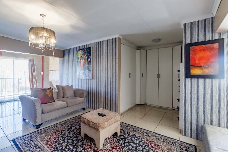5 Bedroom Property for Sale in Randjesfontein A H Gauteng