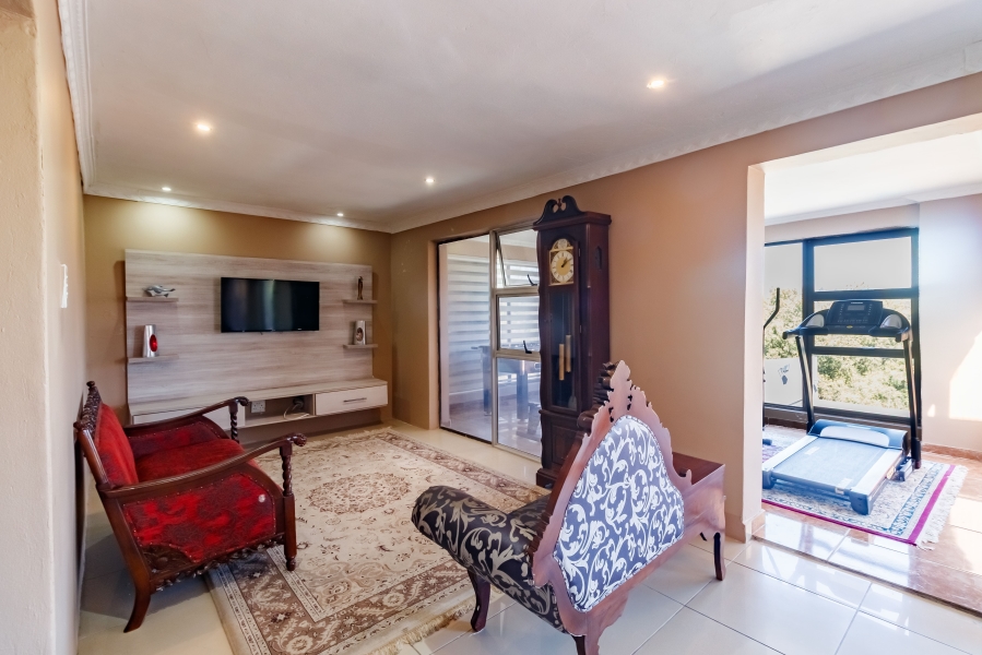 5 Bedroom Property for Sale in Randjesfontein A H Gauteng