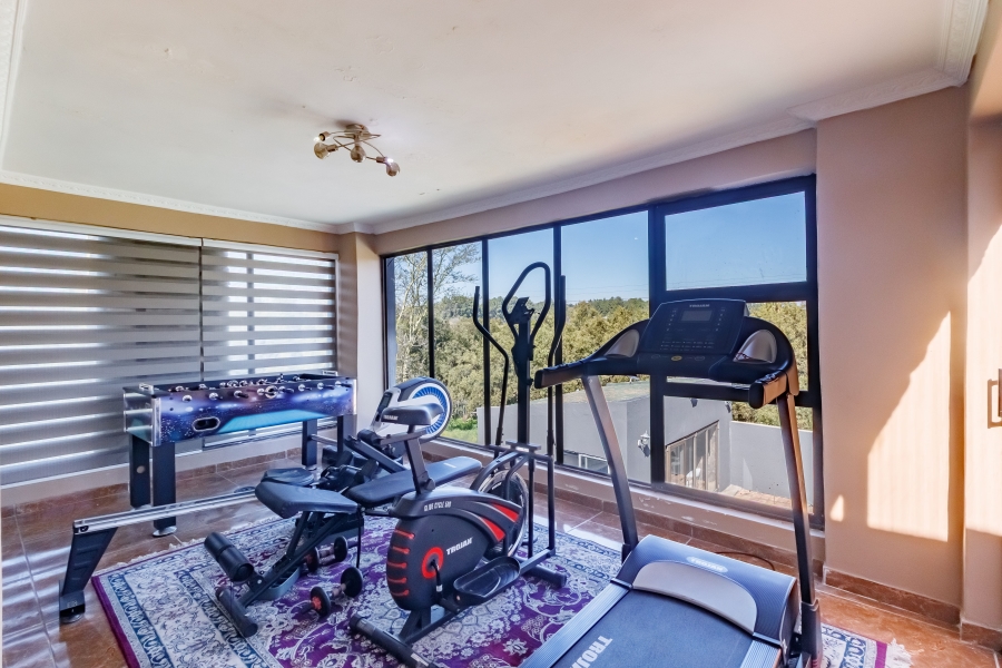 5 Bedroom Property for Sale in Randjesfontein A H Gauteng