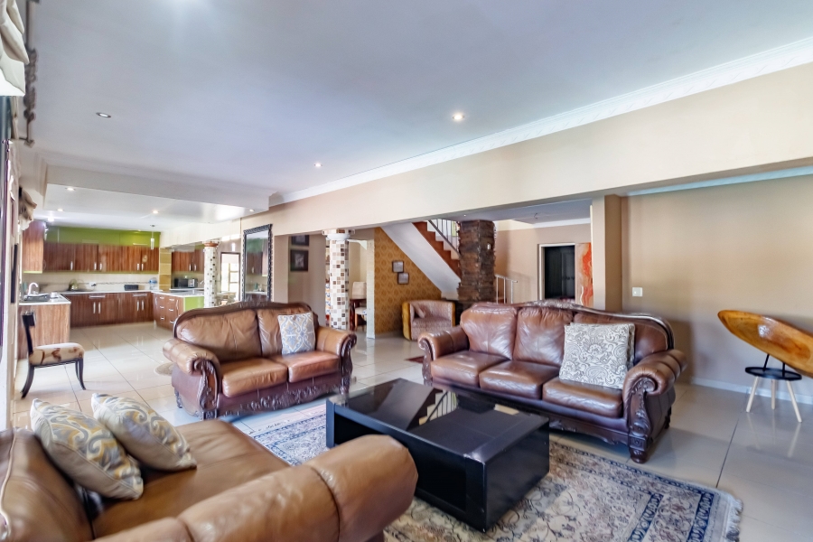 5 Bedroom Property for Sale in Randjesfontein A H Gauteng