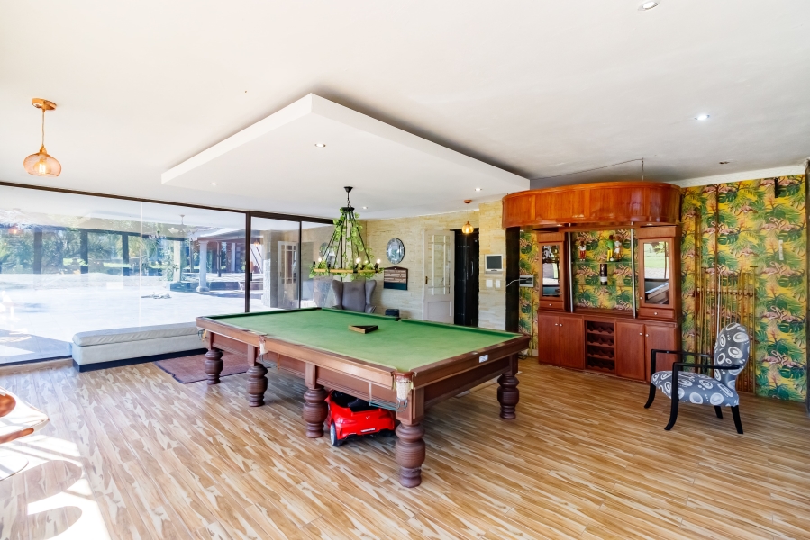 5 Bedroom Property for Sale in Randjesfontein A H Gauteng