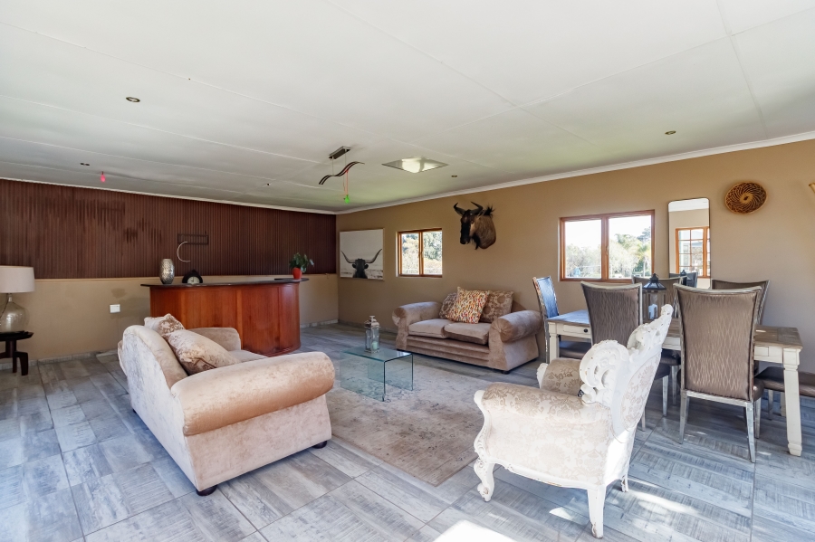 5 Bedroom Property for Sale in Randjesfontein A H Gauteng