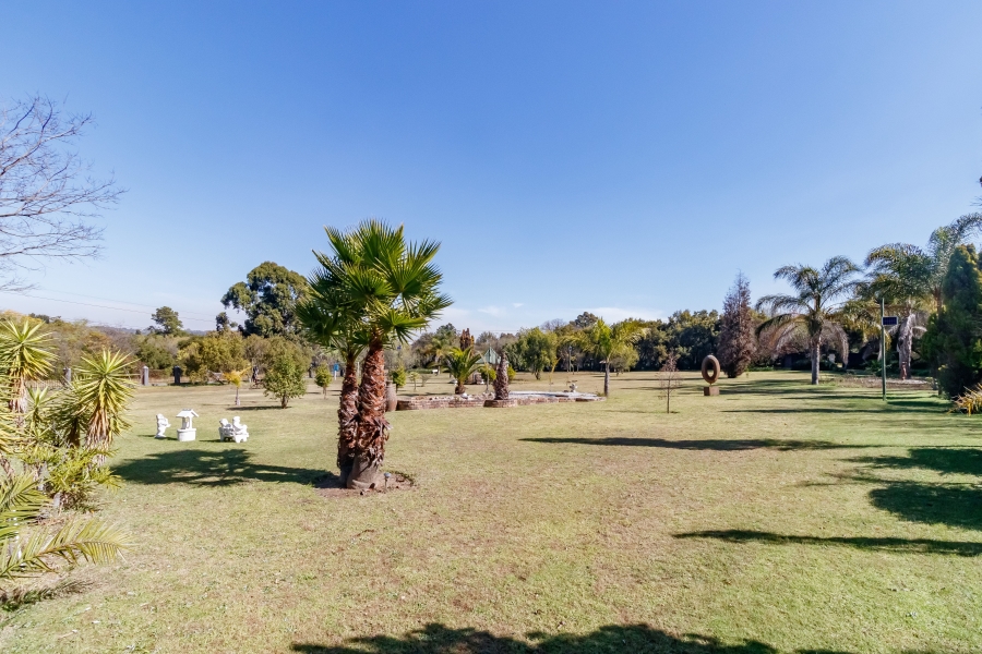 5 Bedroom Property for Sale in Randjesfontein A H Gauteng