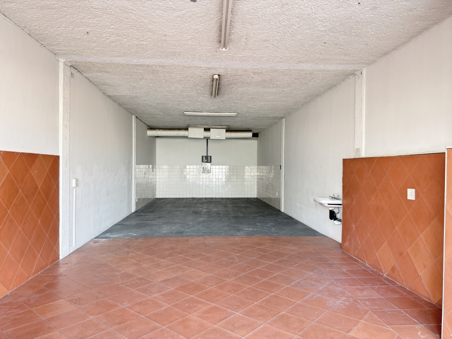 To Let Commercial Property for Rent in Halfway House Gauteng