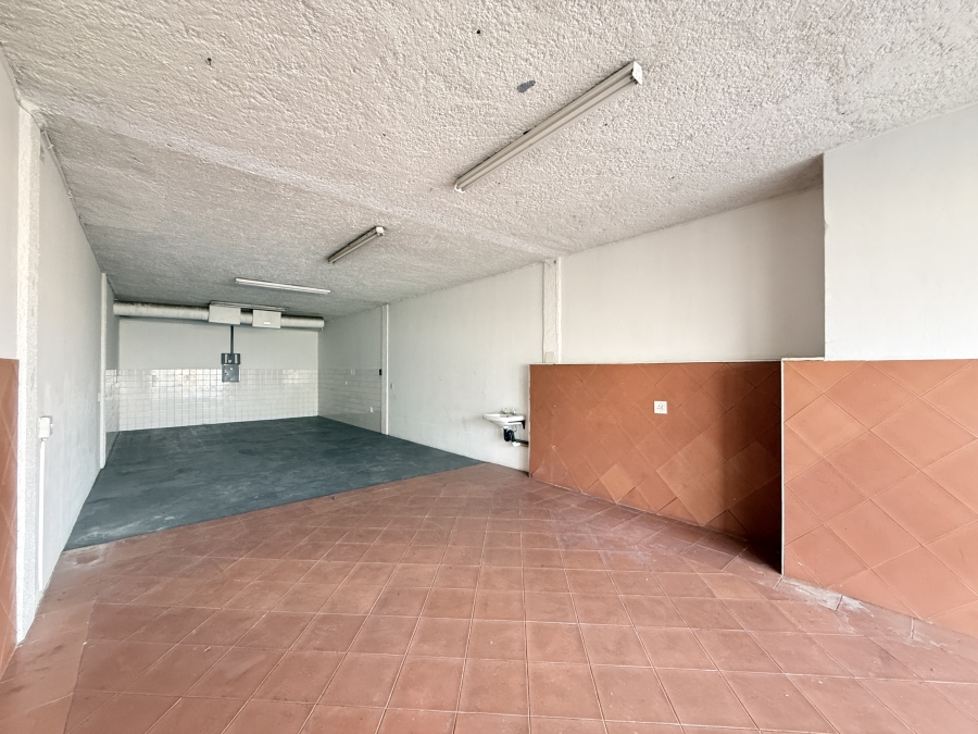 To Let Commercial Property for Rent in Halfway House Gauteng