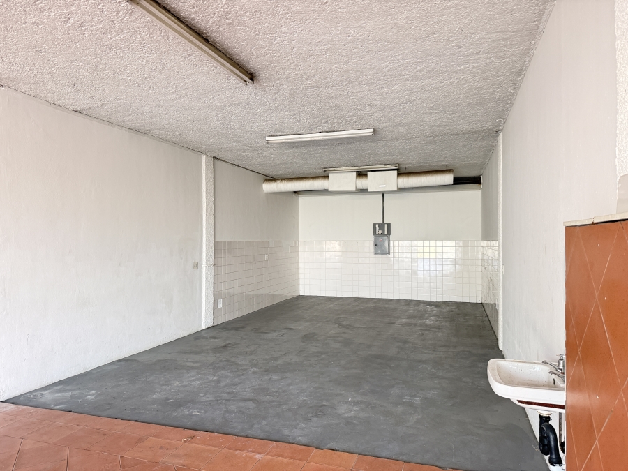 To Let Commercial Property for Rent in Halfway House Gauteng