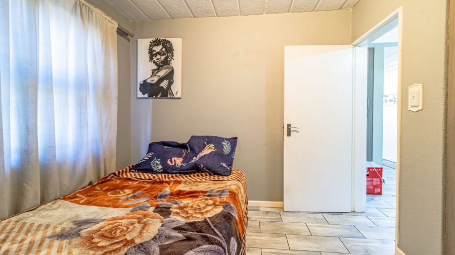 2 Bedroom Property for Sale in Verwoerdpark Gauteng