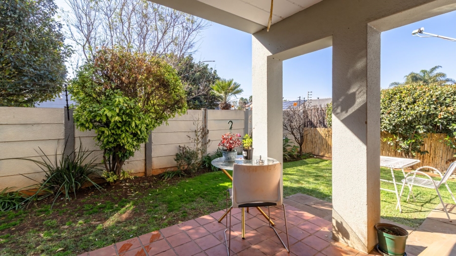 2 Bedroom Property for Sale in Verwoerdpark Gauteng