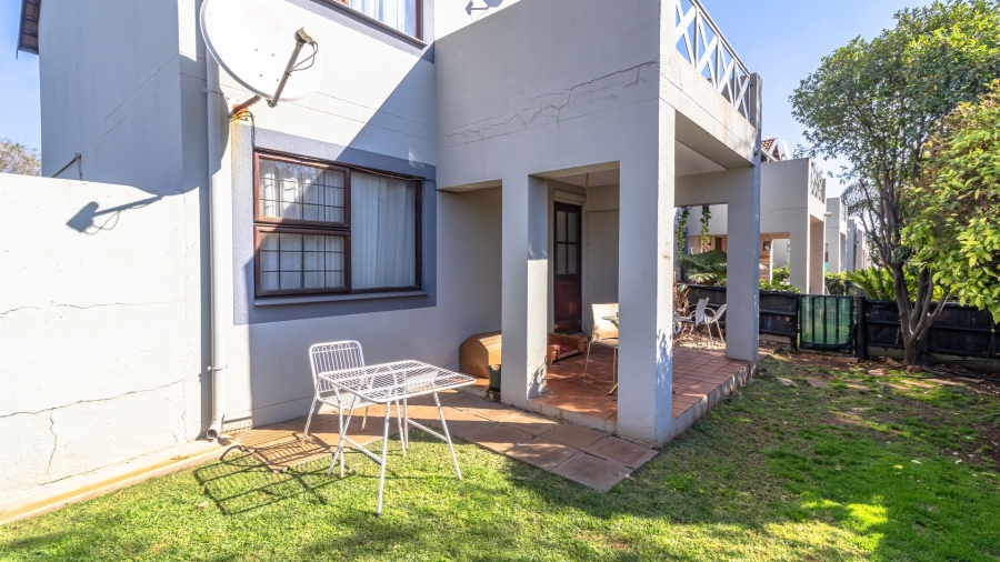 2 Bedroom Property for Sale in Verwoerdpark Gauteng