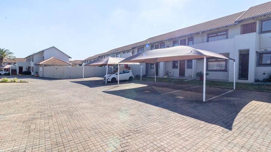 2 Bedroom Property for Sale in Verwoerdpark Gauteng