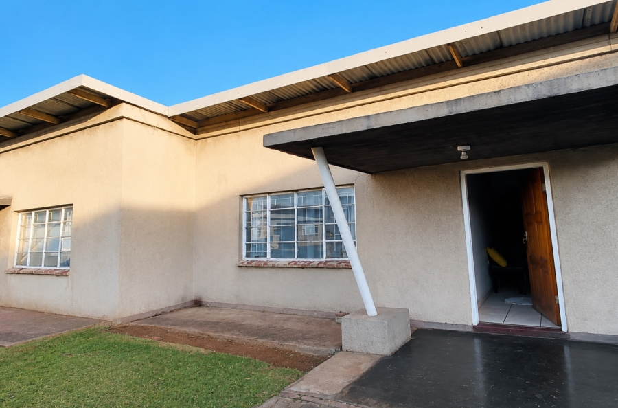 2 Bedroom Property for Sale in Vanderbijlpark CW 5 Gauteng