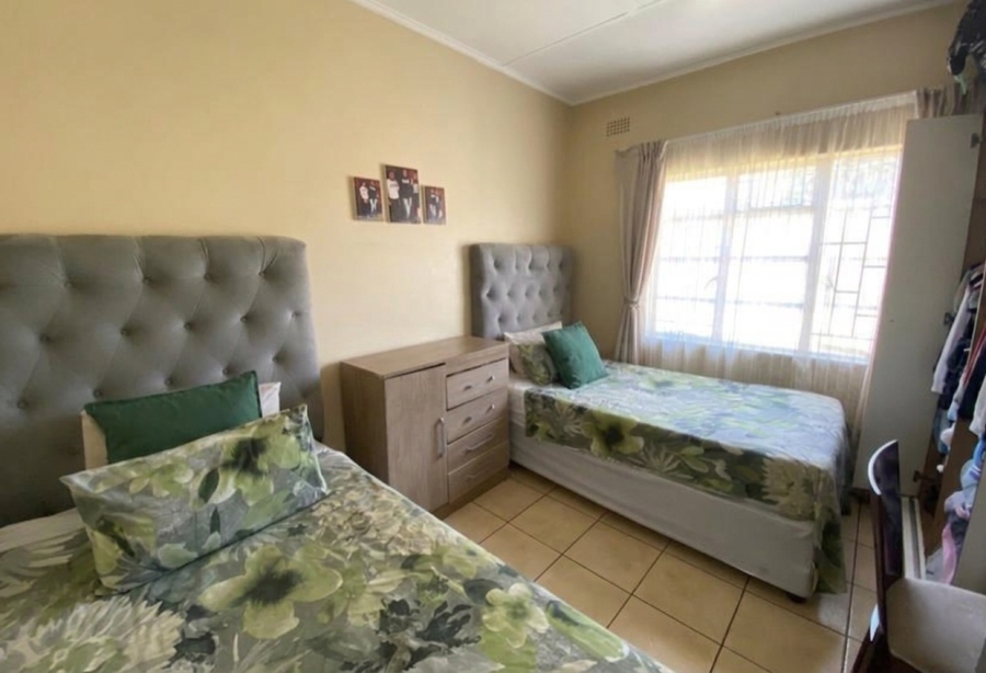 2 Bedroom Property for Sale in Vanderbijlpark CW 5 Gauteng