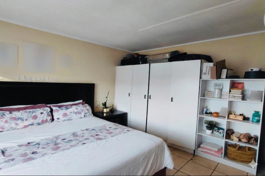 2 Bedroom Property for Sale in Vanderbijlpark CW 5 Gauteng