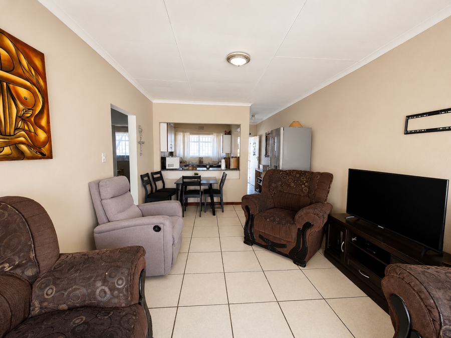 2 Bedroom Property for Sale in Three Rivers Gauteng