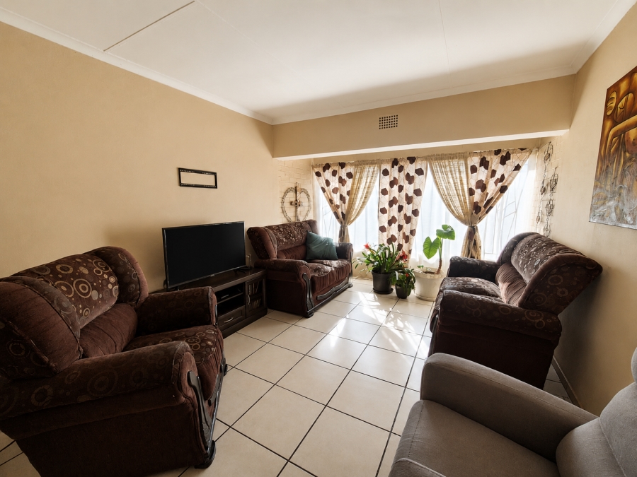 2 Bedroom Property for Sale in Three Rivers Gauteng
