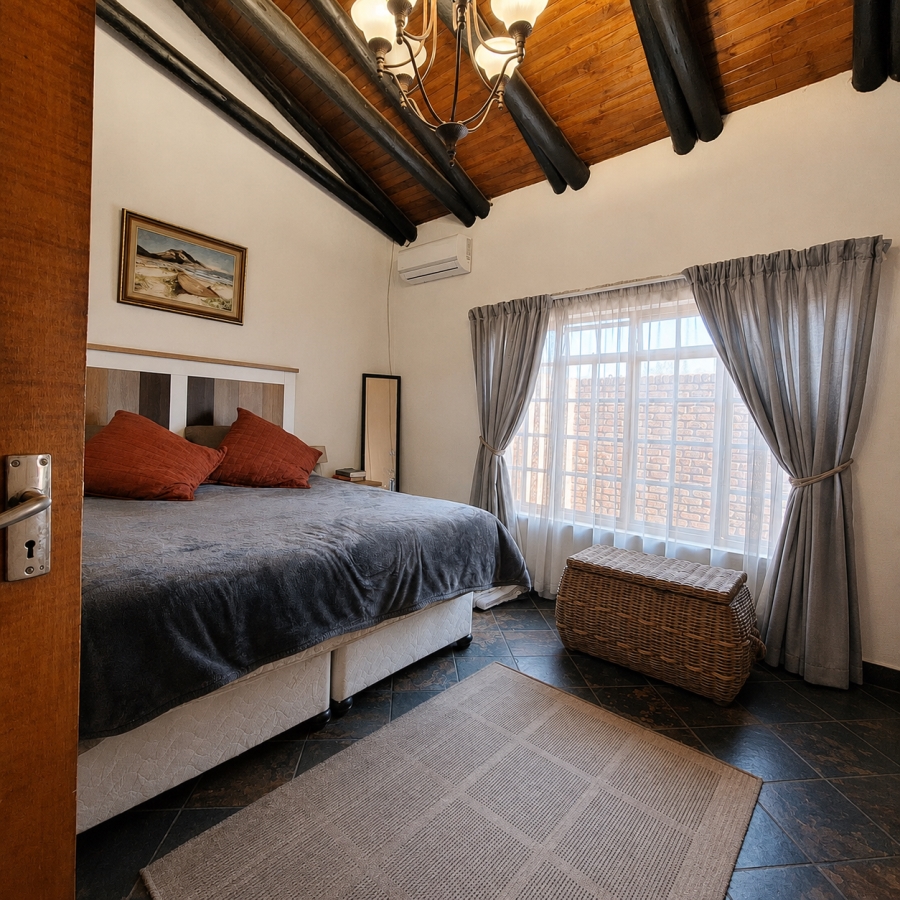 3 Bedroom Property for Sale in Rensburg Gauteng