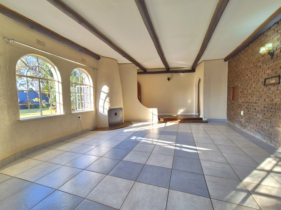 5 Bedroom Property for Sale in Dalpark Proper Gauteng