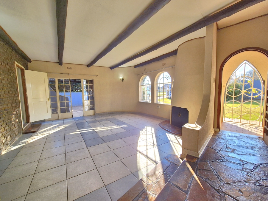 5 Bedroom Property for Sale in Dalpark Proper Gauteng