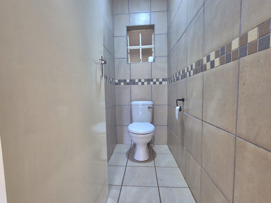 5 Bedroom Property for Sale in Dalpark Proper Gauteng