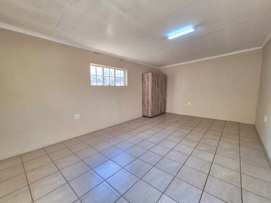 5 Bedroom Property for Sale in Dalpark Proper Gauteng