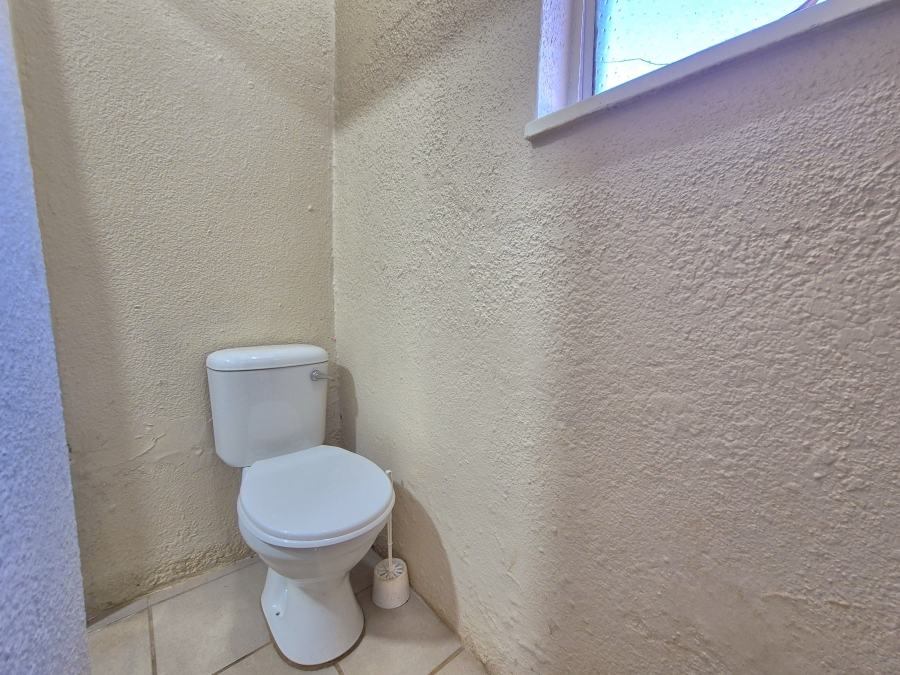 5 Bedroom Property for Sale in Dalpark Proper Gauteng
