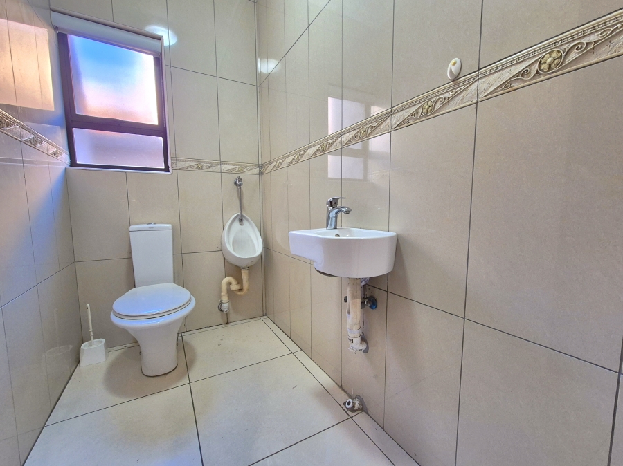 5 Bedroom Property for Sale in Helderwyk Gauteng