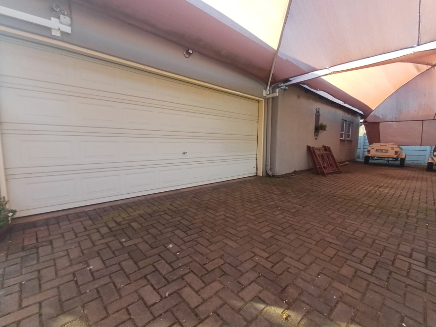 3 Bedroom Property for Sale in Vanderbijlpark SE 2 Gauteng