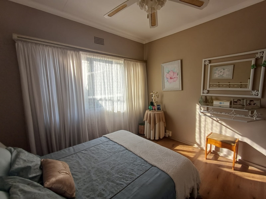 3 Bedroom Property for Sale in Vanderbijlpark SE 2 Gauteng