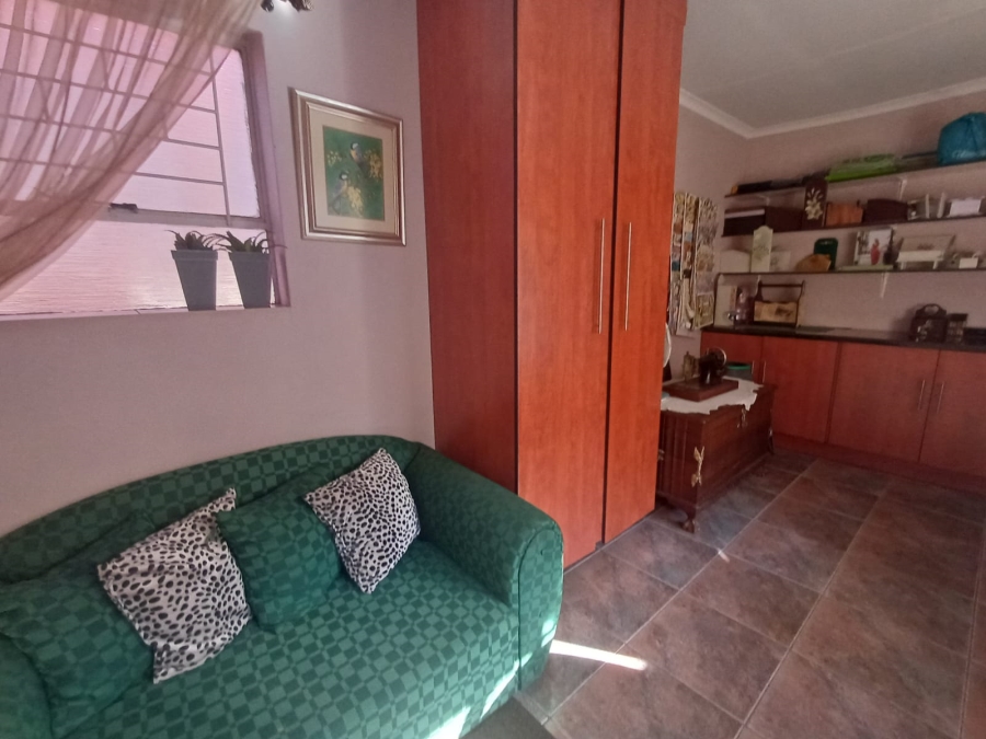 3 Bedroom Property for Sale in Vanderbijlpark SE 2 Gauteng