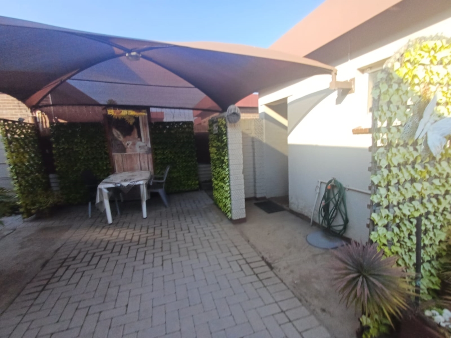 3 Bedroom Property for Sale in Vanderbijlpark SE 2 Gauteng