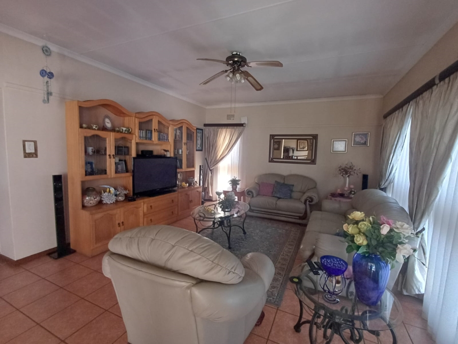 3 Bedroom Property for Sale in Vanderbijlpark SE 2 Gauteng