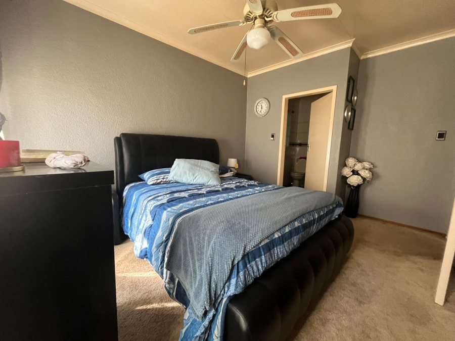 3 Bedroom Property for Sale in Brakpan Central Gauteng