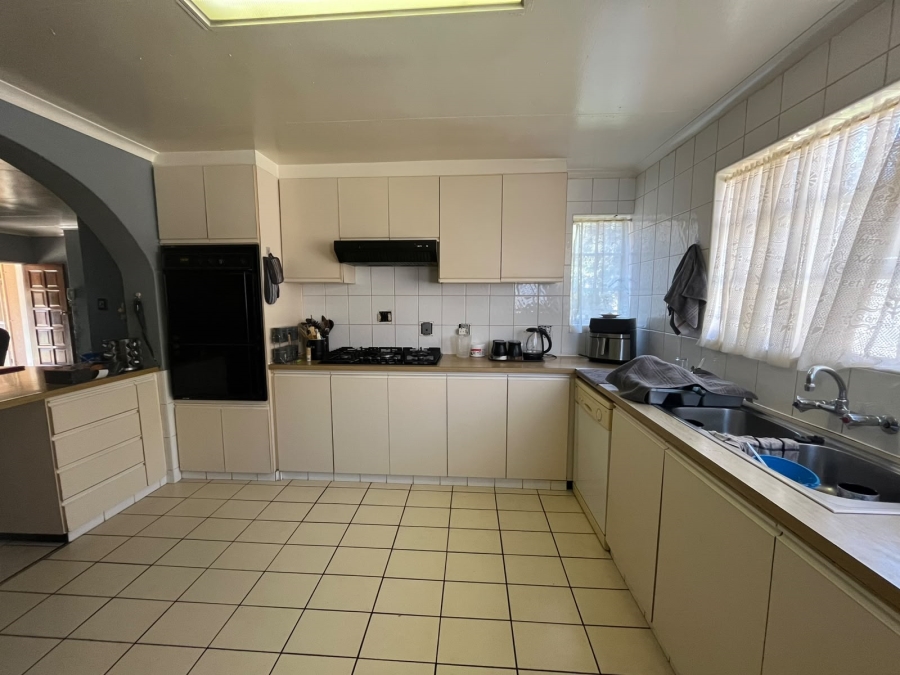 3 Bedroom Property for Sale in Brakpan Central Gauteng