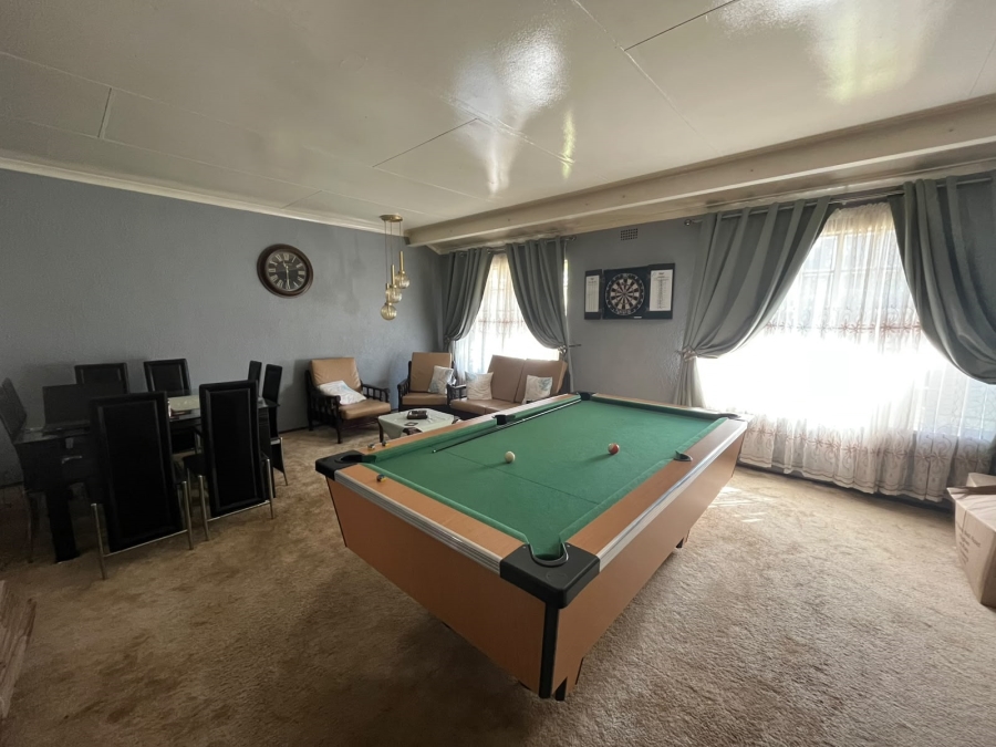 3 Bedroom Property for Sale in Brakpan Central Gauteng