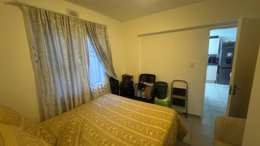2 Bedroom Property for Sale in Albertsdal Gauteng