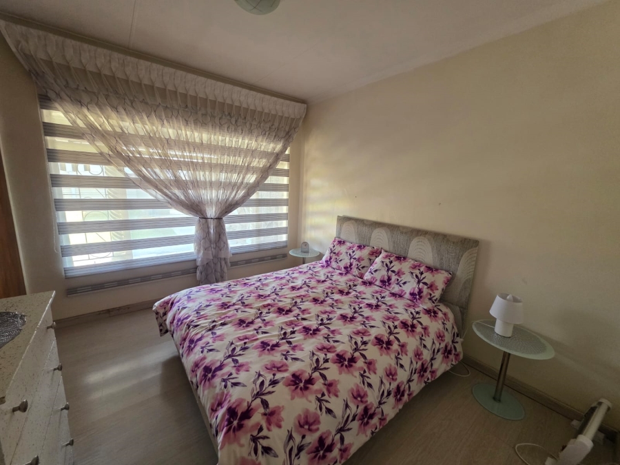 5 Bedroom Property for Sale in Arcon Park Gauteng