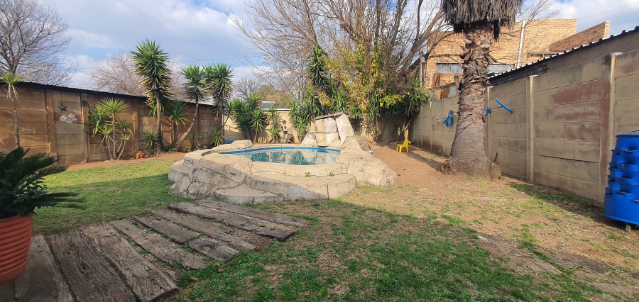 4 Bedroom Property for Sale in Rensburg Gauteng