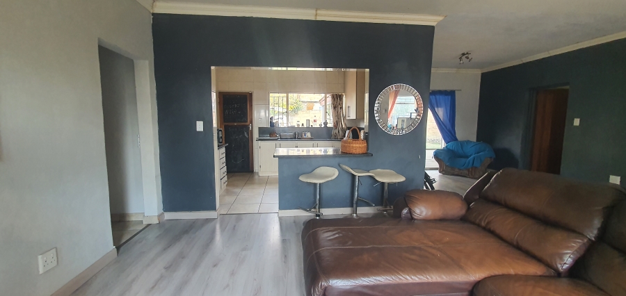 4 Bedroom Property for Sale in Rensburg Gauteng