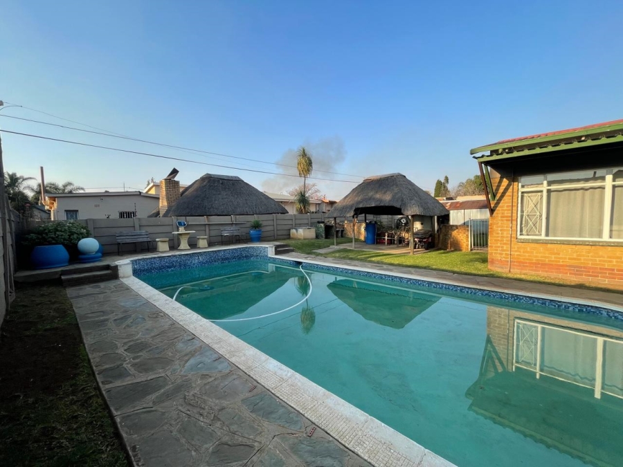 4 Bedroom Property for Sale in Brenthurst Gauteng
