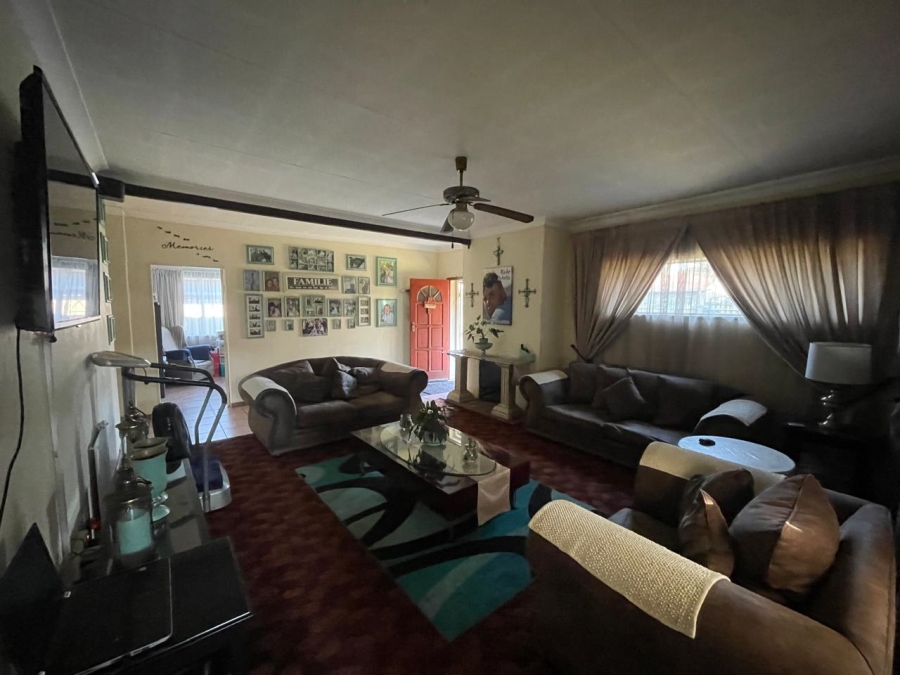 4 Bedroom Property for Sale in Brenthurst Gauteng