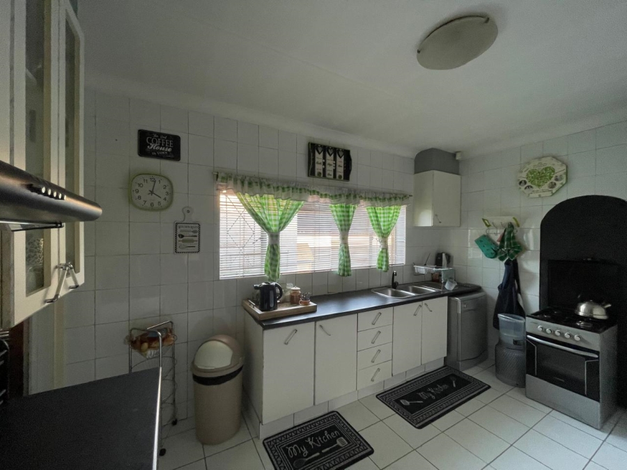 4 Bedroom Property for Sale in Brenthurst Gauteng